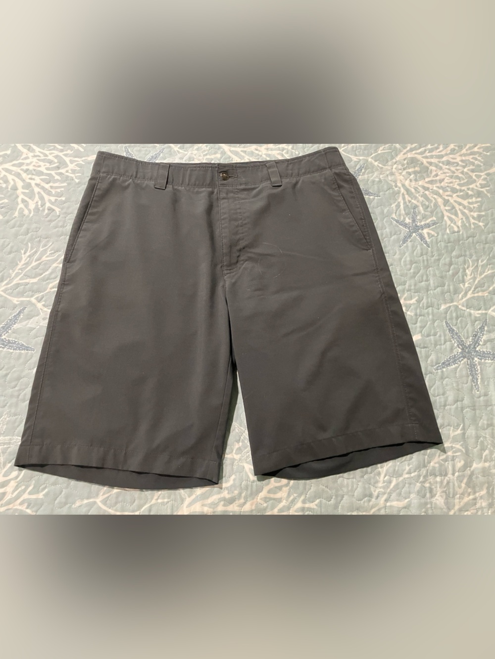 Callaway man size 34 waist shorts